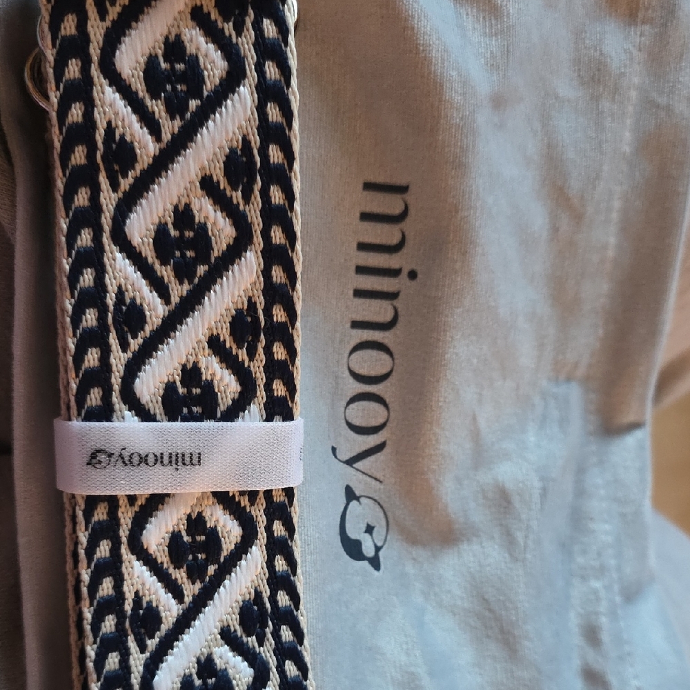 Brand New Minooy Navy/White Patterned Changeable Strap